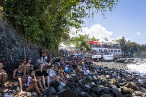 crowd -9679-Martinique18Poullenot